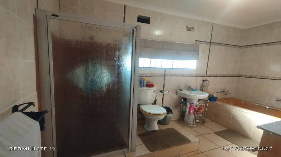 4 Bedroom Property for Sale in Sasolburg Ext 3 Free State